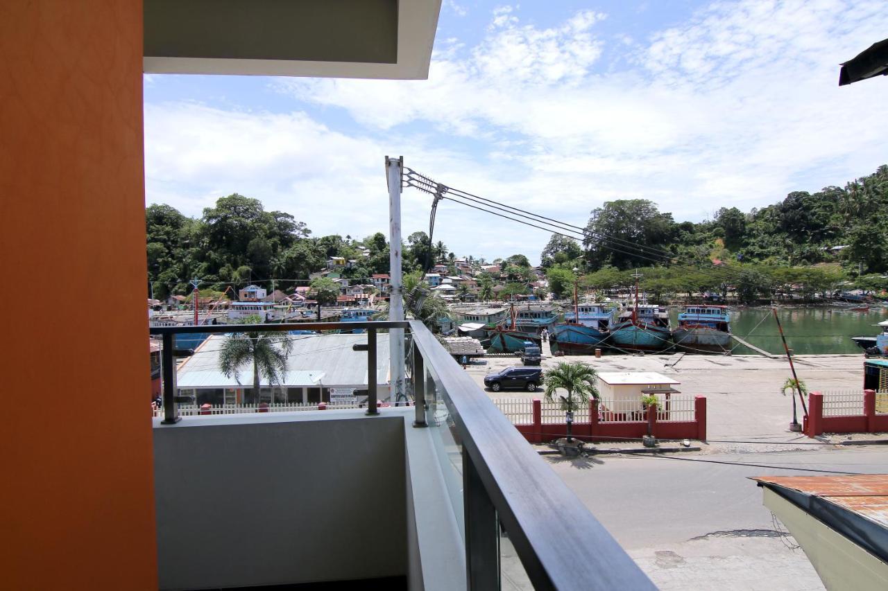 Oyo 592 Budget Hotel By The Harbour Padang  Exterior photo